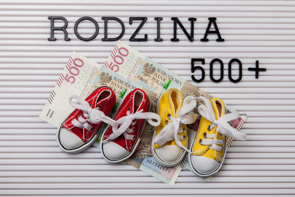 Поддержка детей в Польше — 500 plus и другие пособия